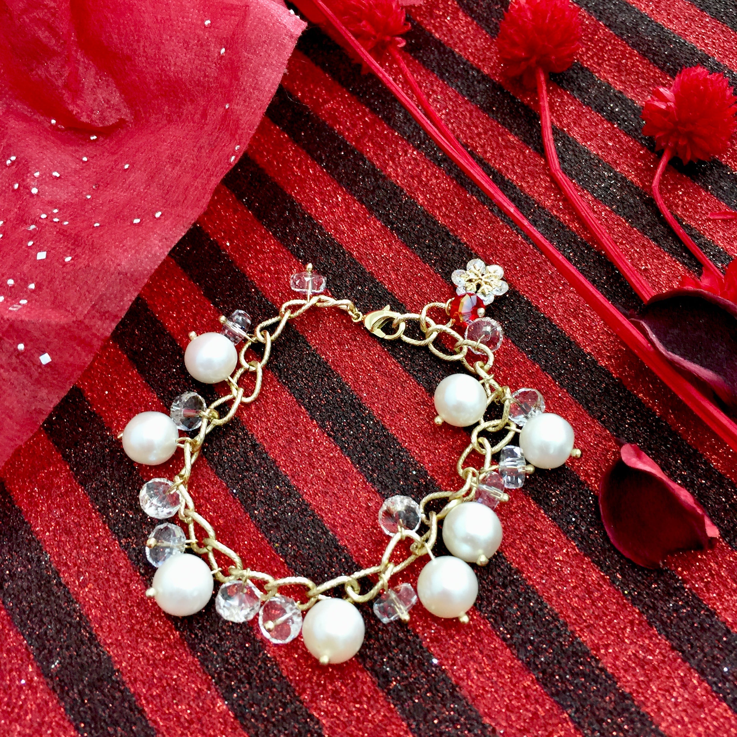Freshwater Pearls & Crystal and Snowflake Charm Bracelet AB024-1